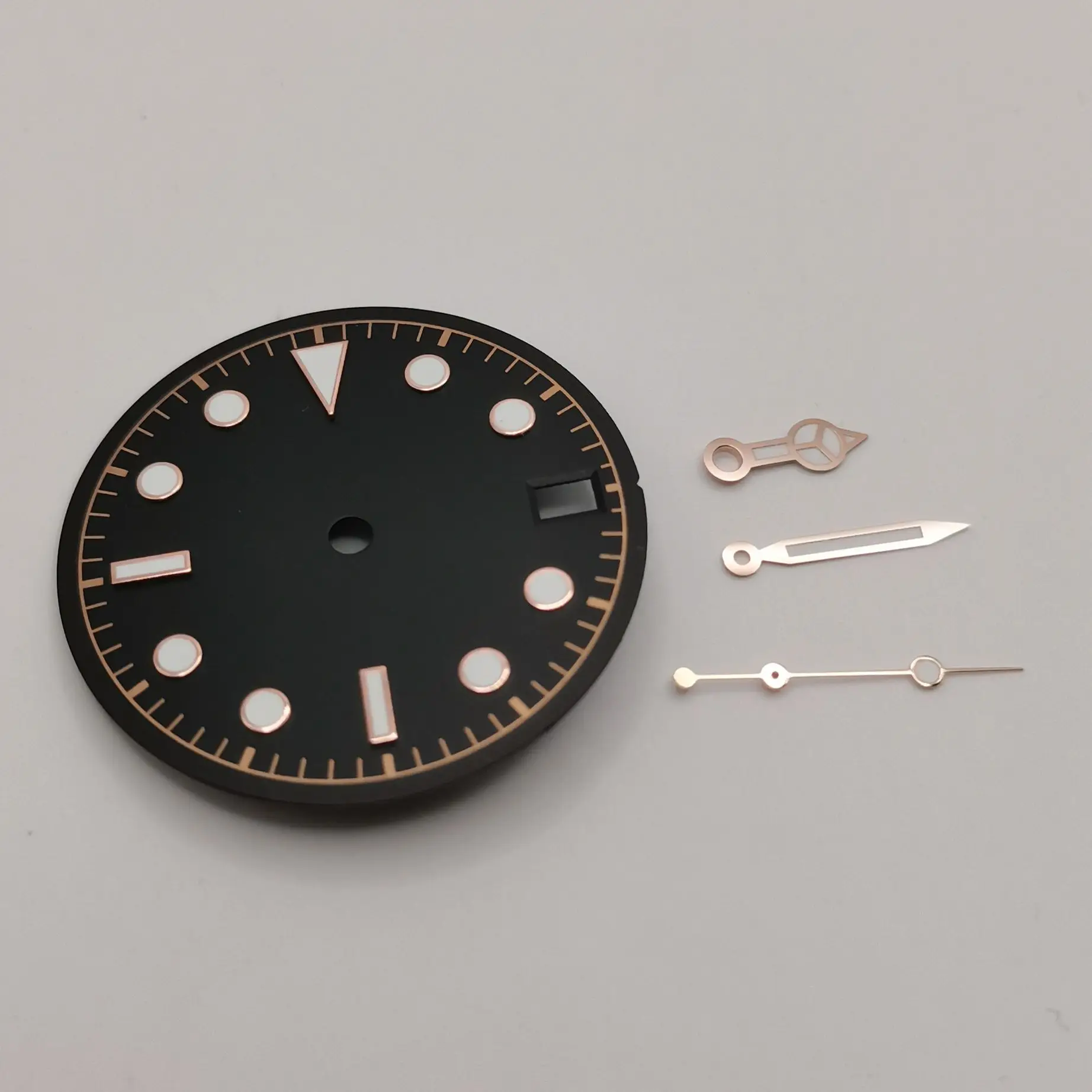 28.5MM Fit NH35 Automatic Movement Green Luminous Watch Dial Add Hands