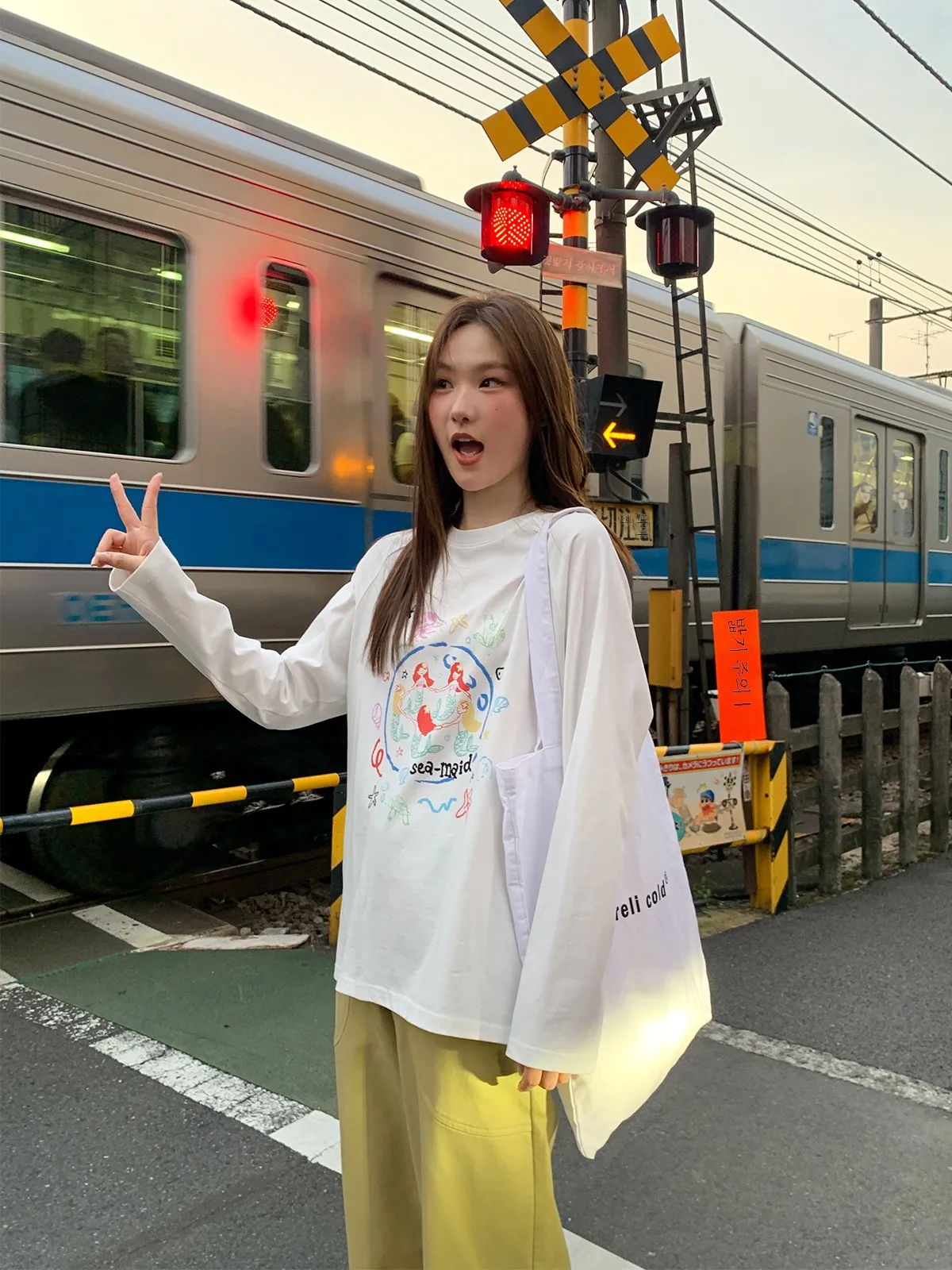 Hello Cannon оригинальная свободная рубашка с длинными рукавами и мультяшным принтом