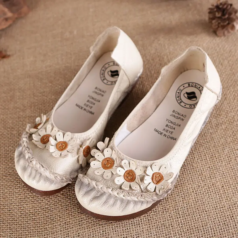 Vintage Flower Moccasins Woman Genuine Leather Flats Ladies Summer Slip Ons Women's Luxury Loafers Purple Walking Shoes Hollowed