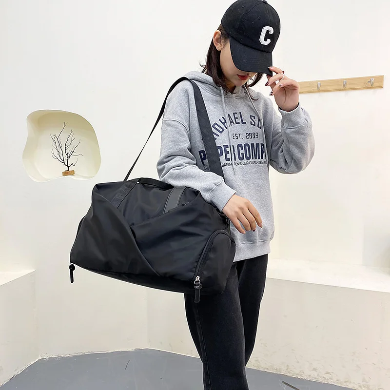 Fashion Travel Bag For Women Luggage Organizer Fitness Sports Bags Waterproof Weekender Vayage Large Capacity Durable Handbag