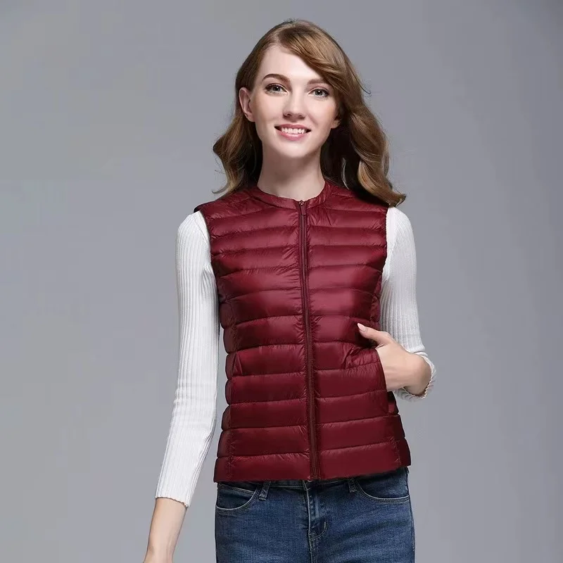 2023 New Ultra Light Down Vest Women Short Vest Windproof Lightweight Warm Waistcoat Female Sleeveless 90% White Duck Down Coat