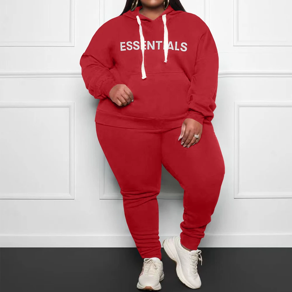 

Женский спортивный костюм с длинным рукавом и надписью