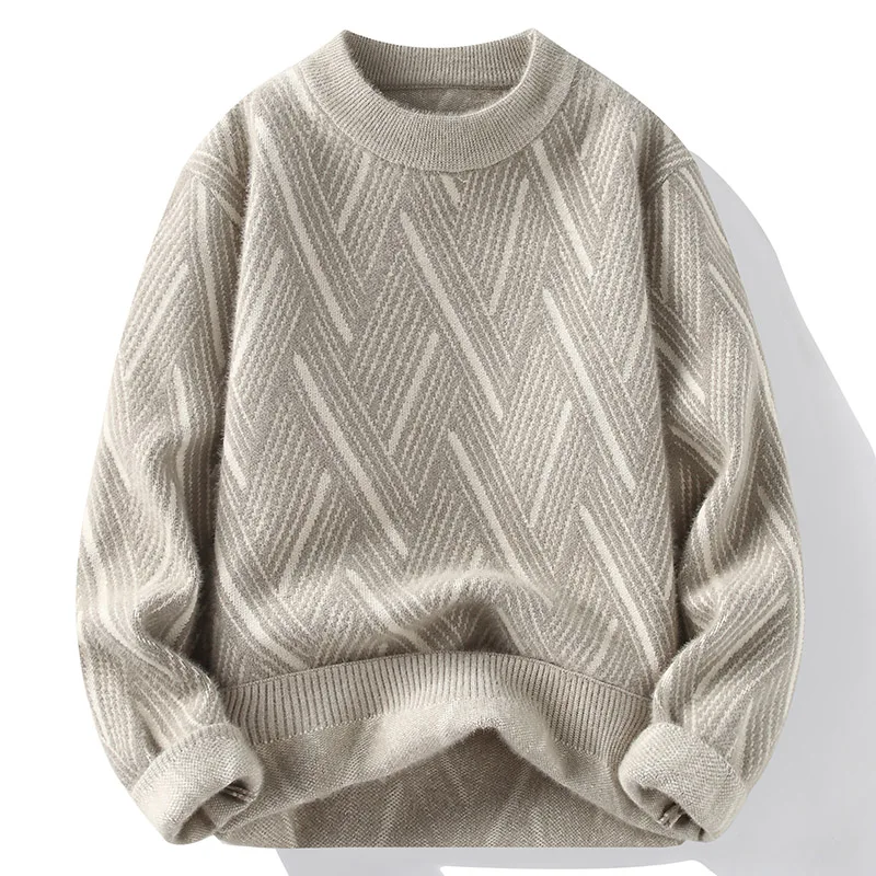 Рисунок 3 - Модная свободная водолазка