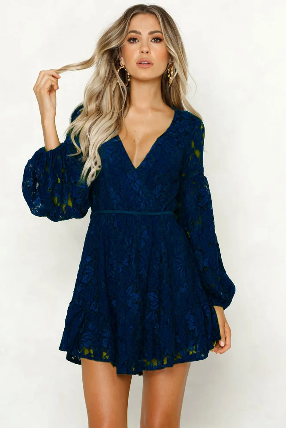 

Autumn New Lace Dresses for Women Vintage Lantern Sleeve V-neck Evening Party Dress Solid Color Elegant Lady Casual A-Line Dress