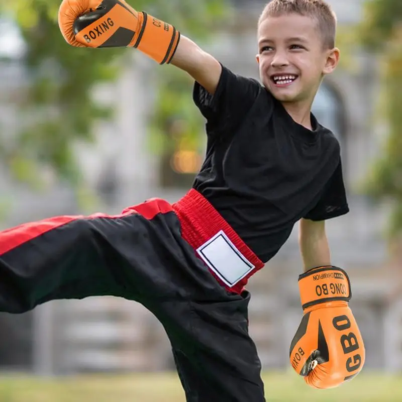 Боксерские тренировочные перчатки детские для бокса дышащие боевые мягкие