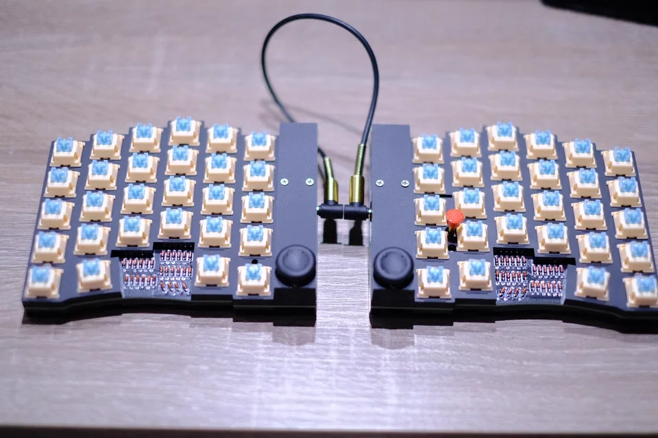 DO52 dzielona klawiatura DIY mała czerwona kropka 50/40% pokrętło mechaniczna ThinkPad wskazujący pręt mysz Teclado prezent dla graczy
