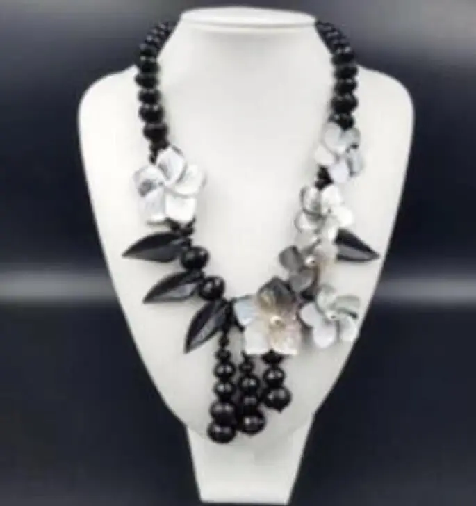 NEW Glassic Natural Black jade & gray Shell Flowers leaf Party necklace 20inch