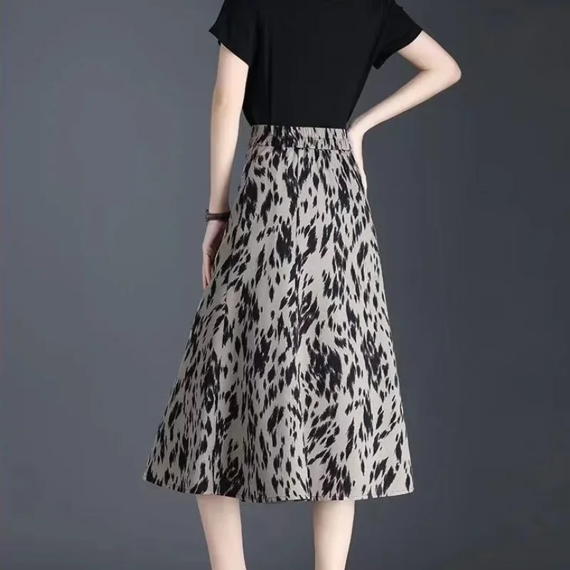 Модная тонкая трапециевидная юбка с леопардовым принтом женская классическая