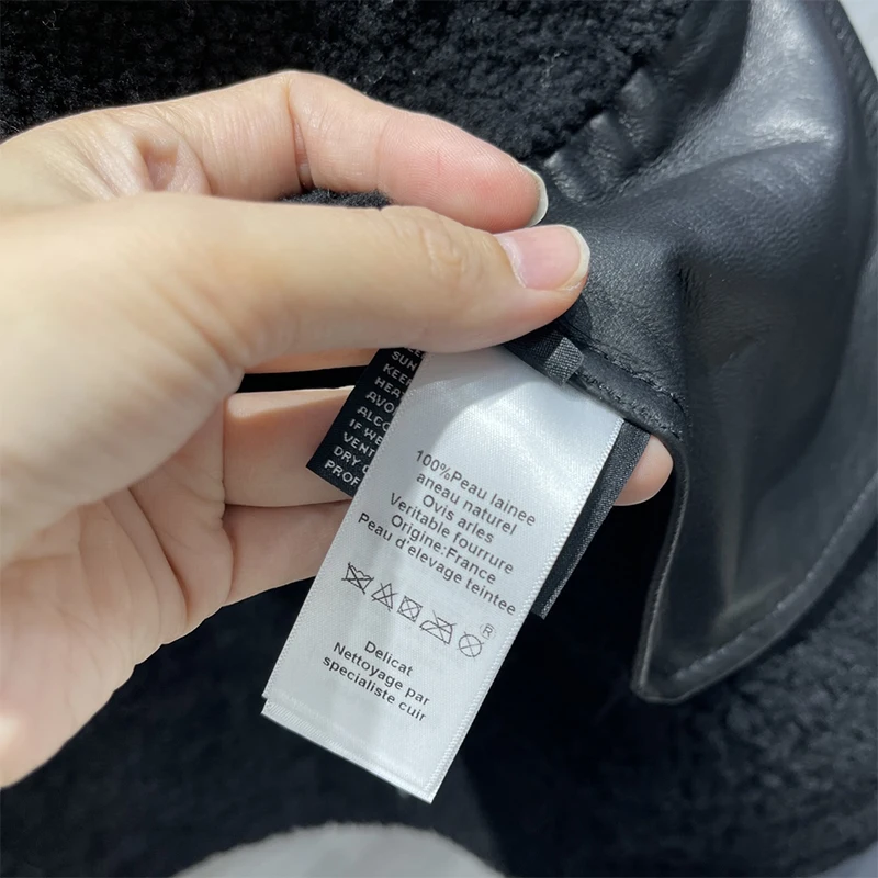 Женская кожаная куртка из овечьей шерсти