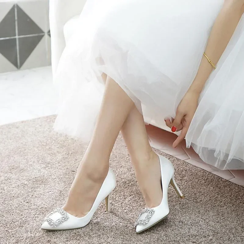 Роскошные брендовые туфли-лодочки с кристаллами и цветами 5 см пикантные женские