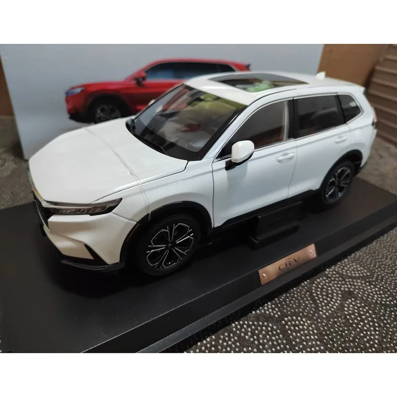 

1:18 Scale Dongfeng Honda CR-V 2023 Diecast Alloy Car Model Collection Souvenir Display Ornaments Vehicle Toy