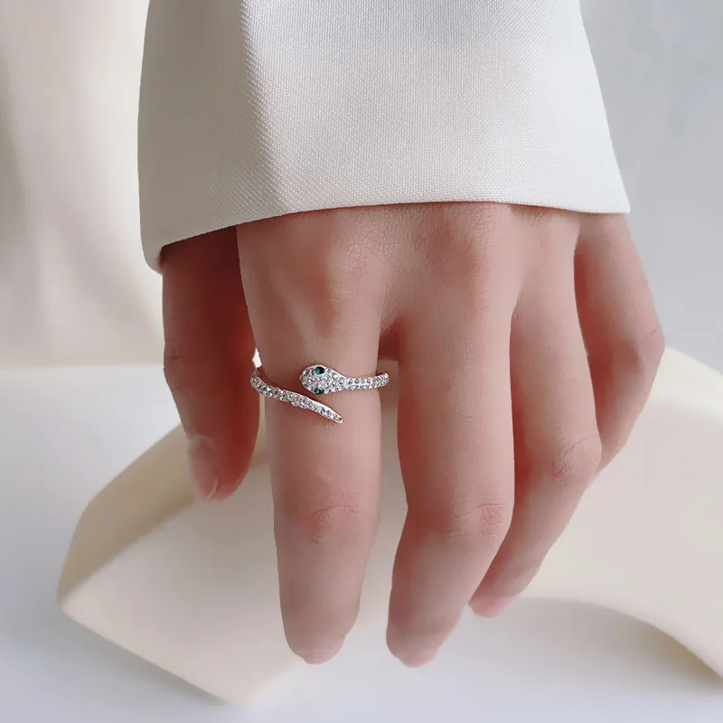 

Korea Simple Titanium Steel Ring Female Ins Tide Full of Diamonds Small Snake Shaped Index Finger Light Luxury Niche Design Fing