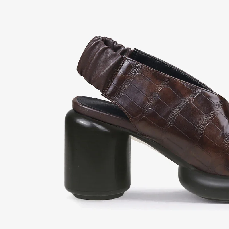 Классические эластичные черно-коричневые дышащие удобные женские туфли без