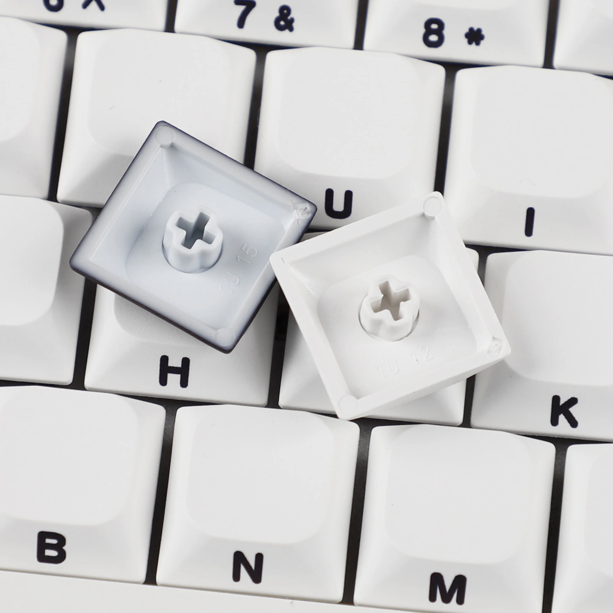 Тонкий низкопрофильный колпачок для клавиатуры YMDK MX PBT белый черный с боковой