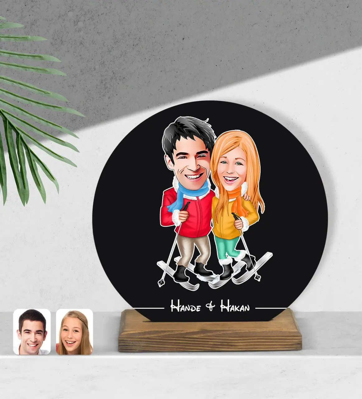 

Personalized valentines cartoon round wooden Biblo-107