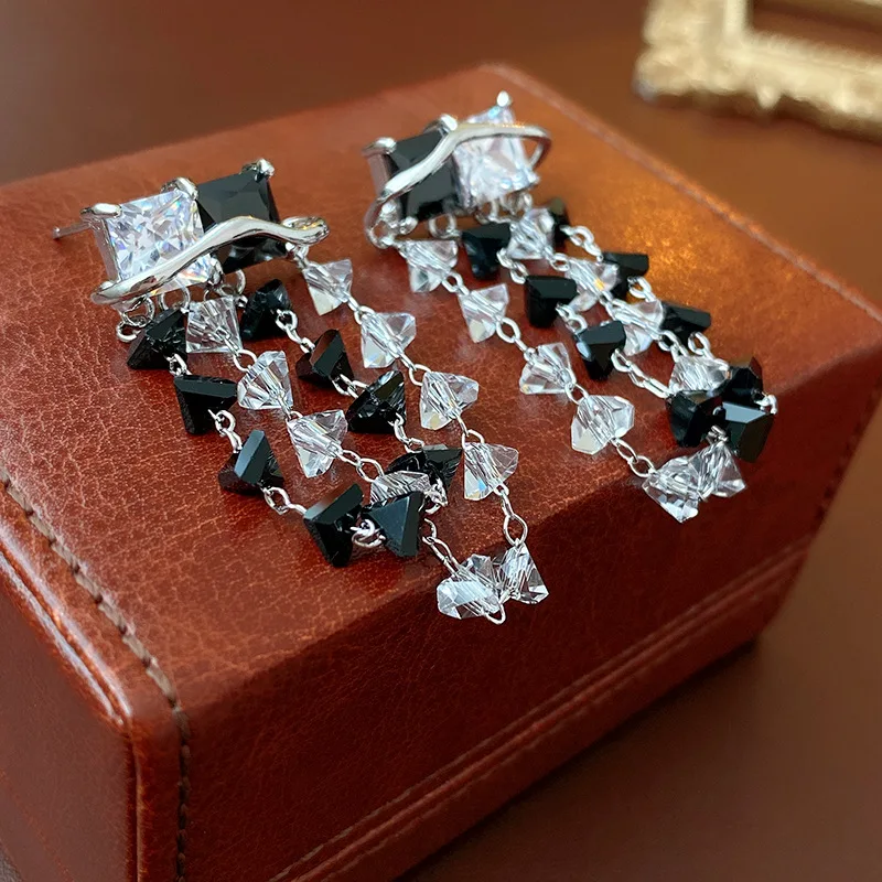 

KAITIN Square Zircon Tassel Women Earrings Fashionable Temperamen Drop Earrings Light Luxury Simple Versatile Fashion Jewelry