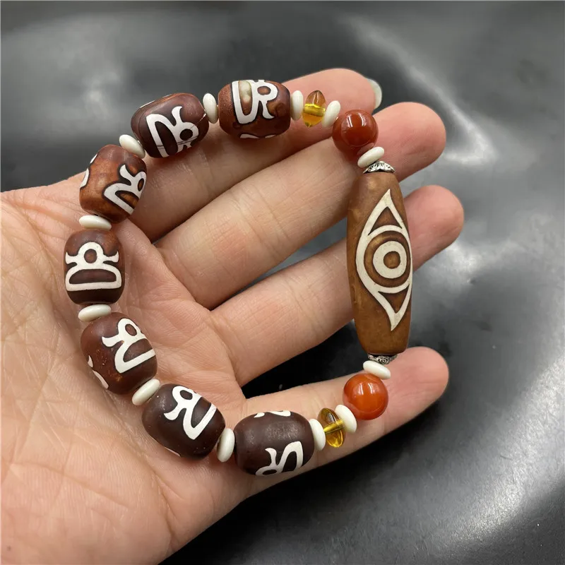 Фото With Dzi Beads Old Tibetan Agate Bead Bracelet №4