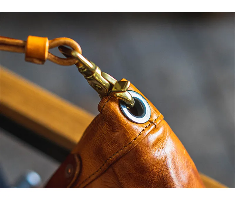 Retro Fashion High Quality Top cowhide Men's Chest Bag Simple Casual Outdoor Organizer genuine Leather Work Party Messenger Bag