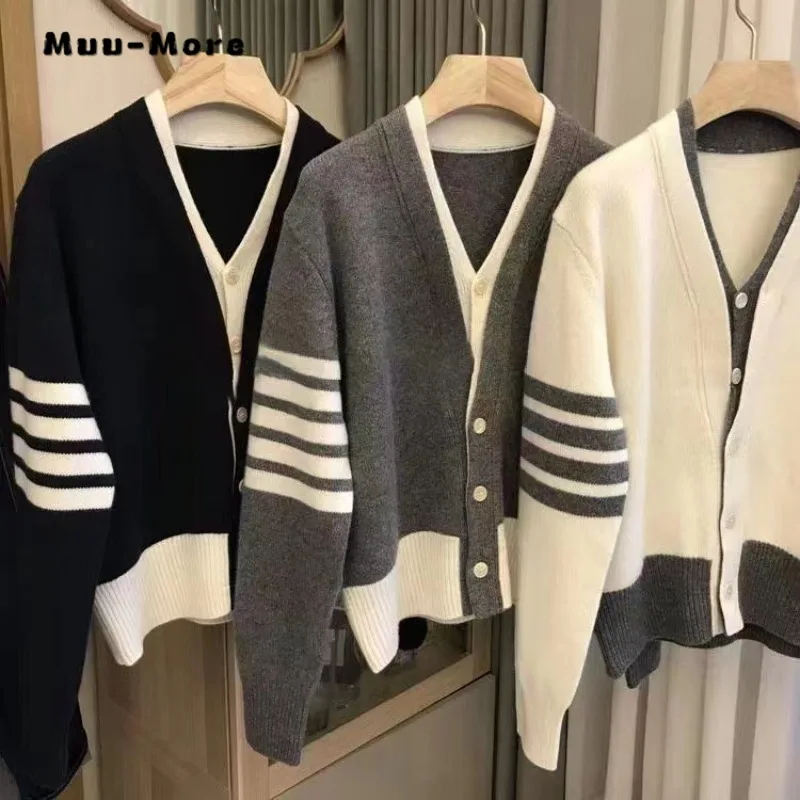 

Preppy Style Fake Two Patchwork V-neck Striped Single Breasted Knitted Cardigan for Women 2023 Autumn Winter Vintage Knitted Top