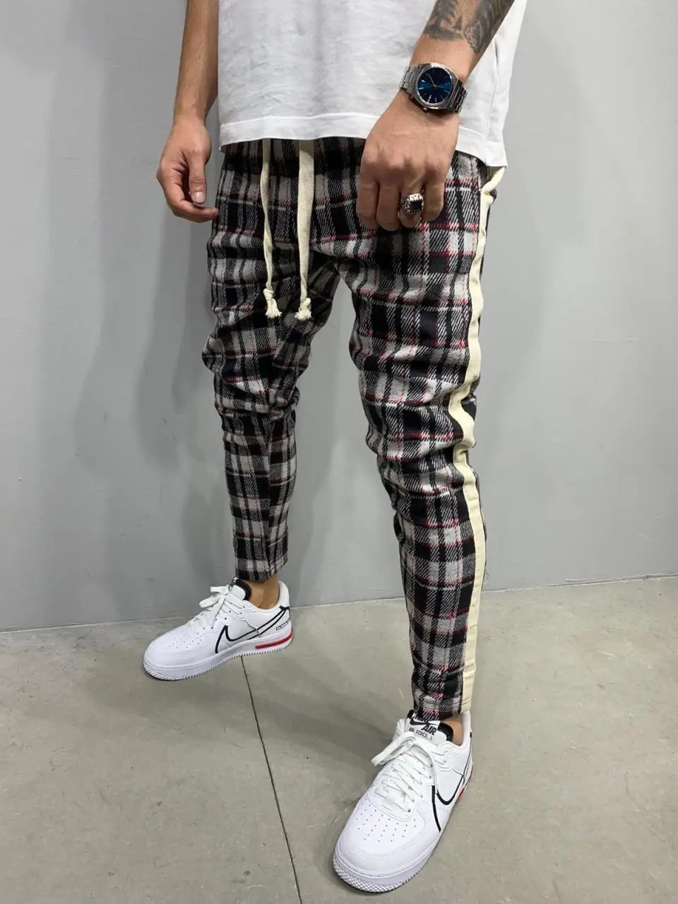 

Premium Checkered Tracksuit Striped Casual Men's Jogger Pants