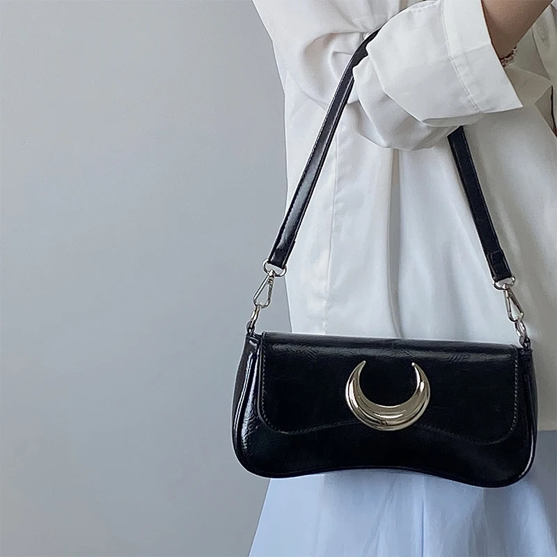 

Fashion New Moon Lock Design Women's Armpit Bag Y2k Cool Girls Black Pu Leather Underarm Shoulder Bag Chain Crossbody Flap Bag