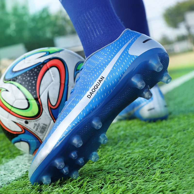 Football Boots Kids 2021 Lightweight Outdoor Breathable Soccer Shoes For Boys Ankle Training Sports Sneakers Non Slip Fg