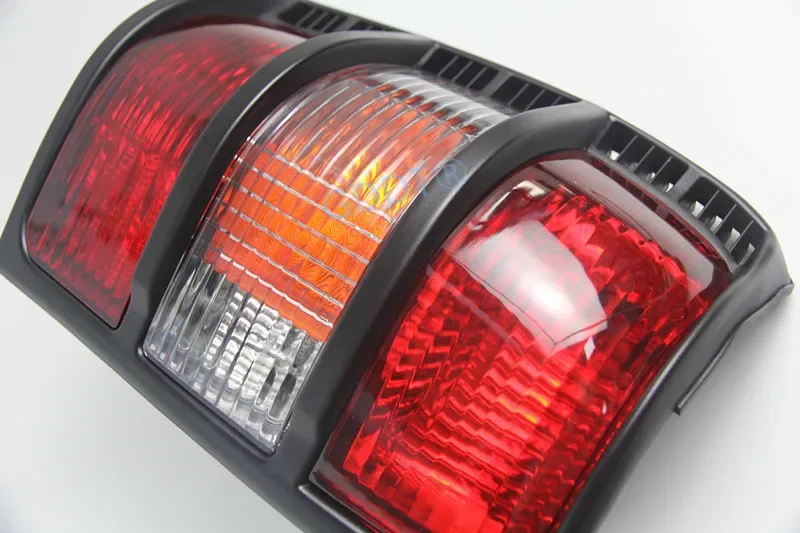 

1 шт. черный задний фонарь с широким корпусом для Pajero V33 MB 831489 Парковочный фонарь для Montero V20 1989-1999 гг. Габаритный фонарь поворотного сигнала