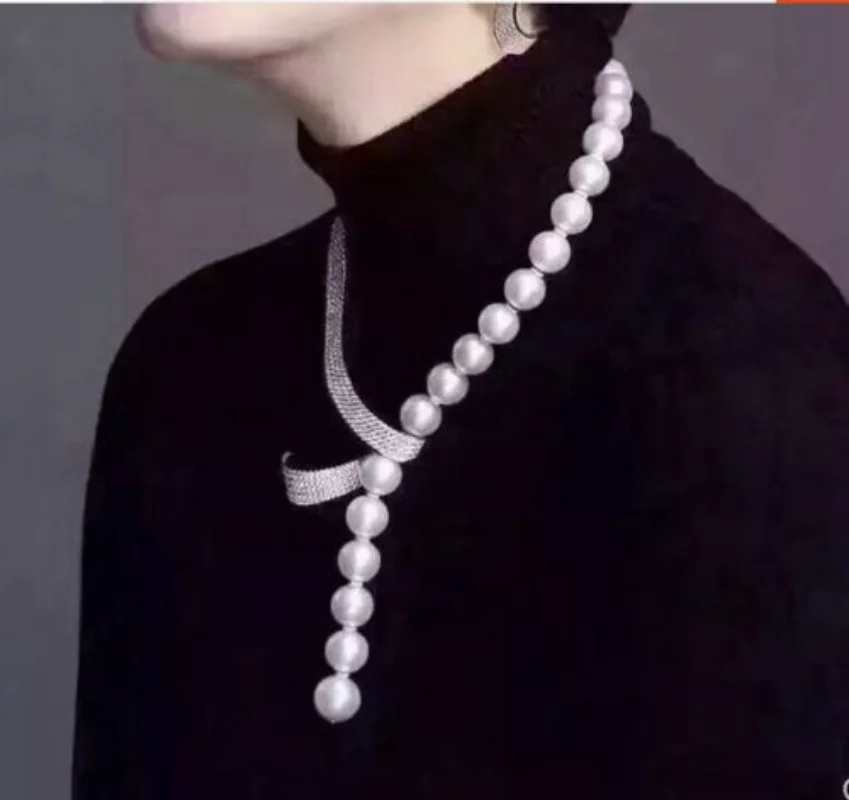 

CLASSIC New Desig South Sea Round 9-10mm White Pearl Necklace 24"