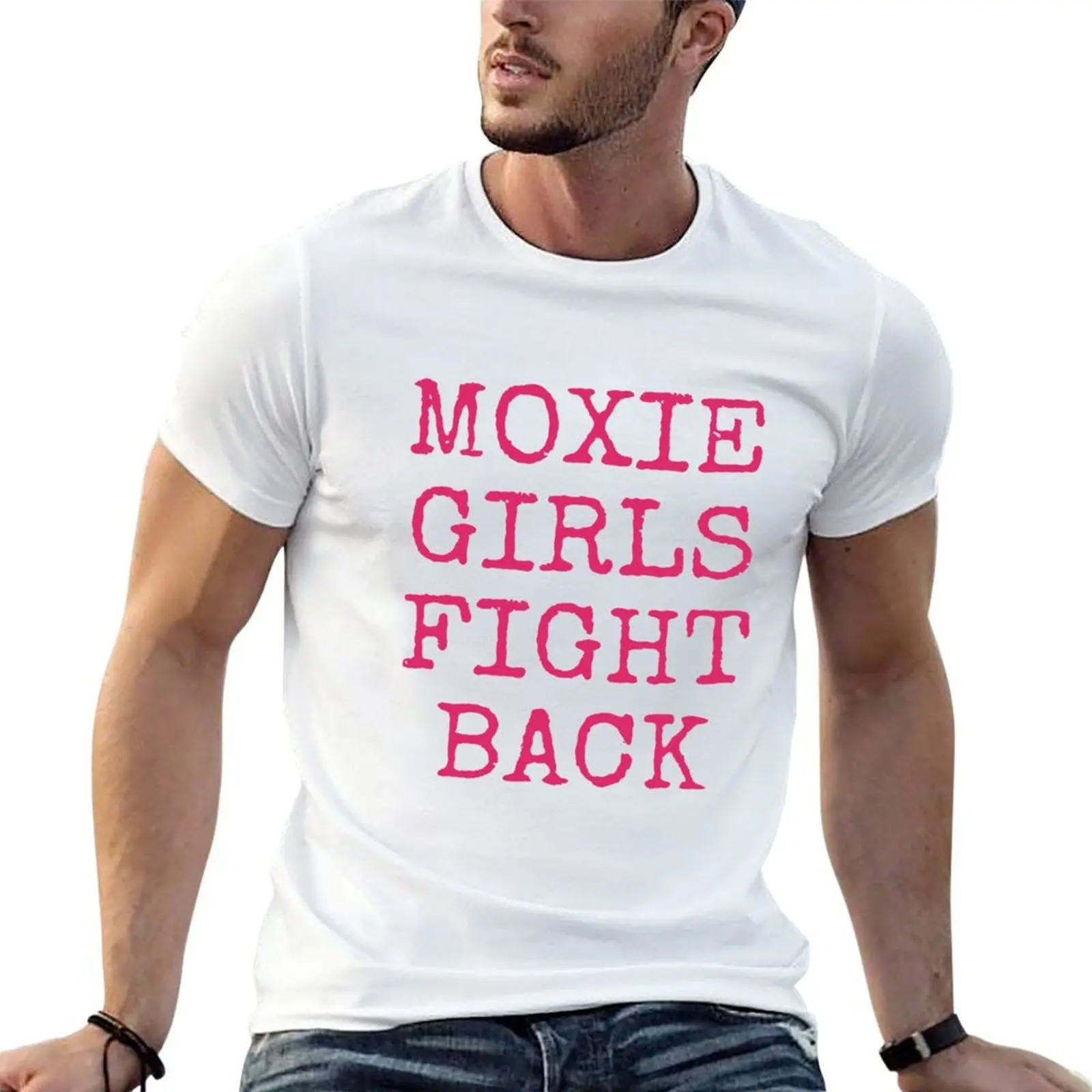 Фото Футболка Moxie Girls Fight Back с простым графическим дизайном №1