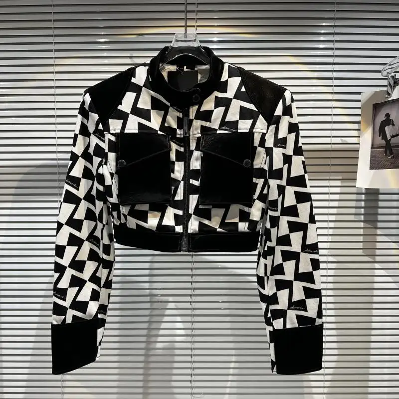 2023 Ladies Short Coats Women Spring New Style High Street Hot Girls Black and White Stand Collar Geometric Motorcycle Jackets