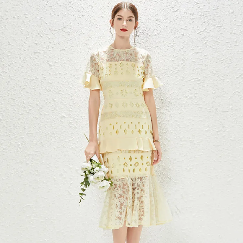 

Женское кружевное платье с оборками, подиумное желтое платье с рукавами-колокольчиками и сумочкой «рыбий хвост», праздвечерние чное платье...