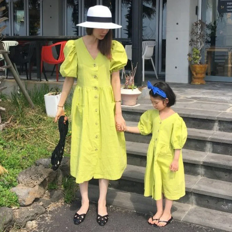

Baby Princess Dress Girls Dress Kids Summer Dress 2022 New Cotton Lantern Sleeve Mother and Me Cute Dress Retro V-neck,#5266