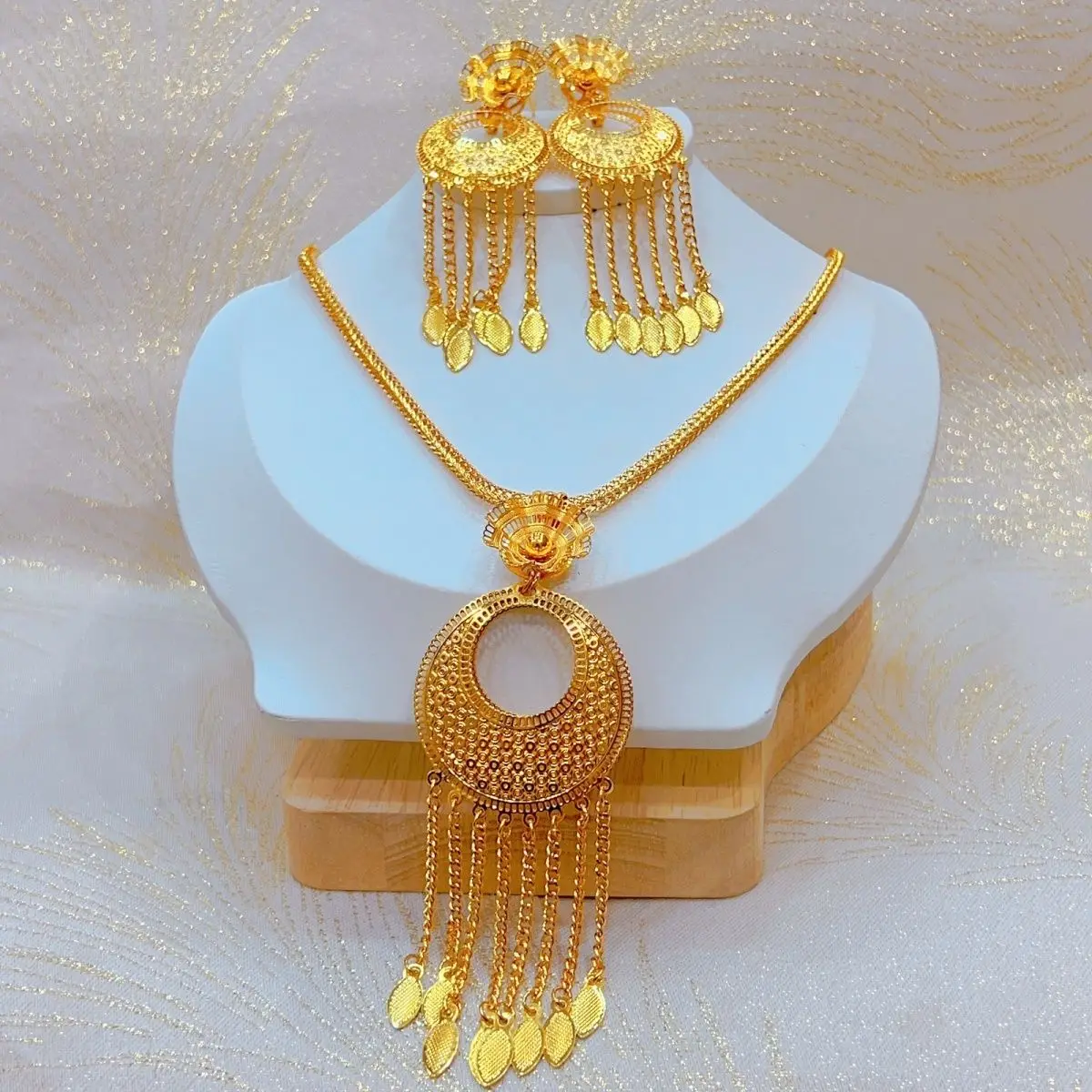 Новый комплект женских свадебных украшений из ожерелья и серег с золотым