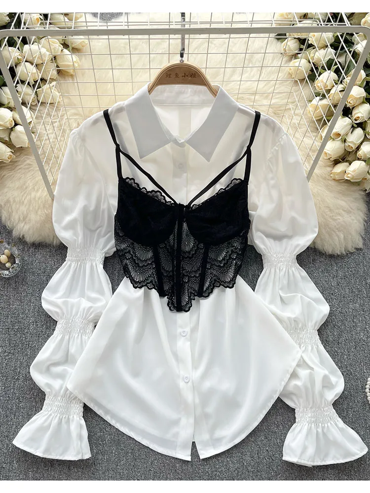 

Женская рубашка-поло с рукавами-лепестками на бретельках