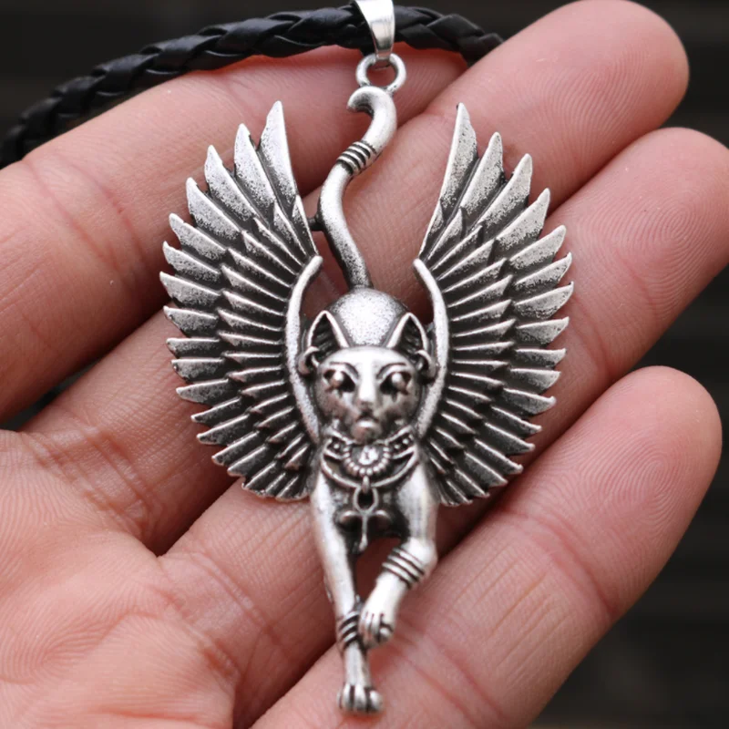 

Vintage Silver Color with Wings Cat Pendant Necklace for Men Women's Leather Rope Chain Necklace Retro Jewelry