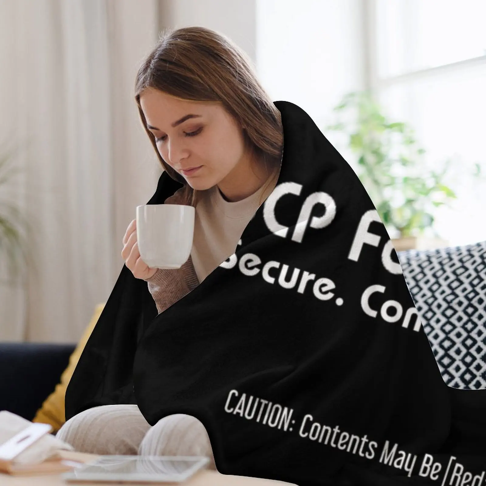 SCP Foundation: Contents May Be [Redacted] (Черное) Плед Пушистые роскошные пледы