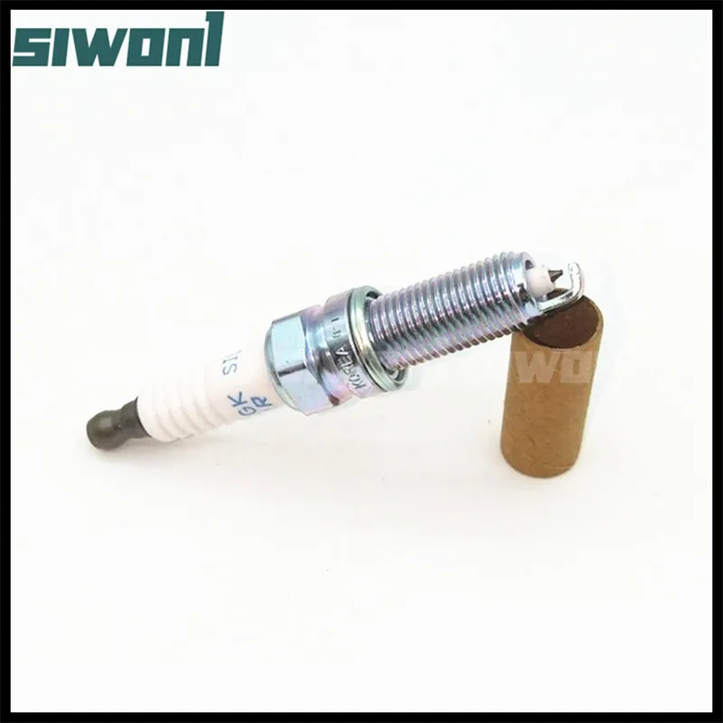 4 шт. иридиевая Свеча зажигания для Hyundai I30 IX35 IX40 Kia Rio Soul Accent Veloster Solaris 1884610060 18846-10060 SILZKR6B10E 4 шт. иридиевая Свеча зажигания для Hyundai I30 IX35 IX40 Kia Rio Soul Accent Veloster Solaris 1884610060 18846-10060 SILZKR6B10E