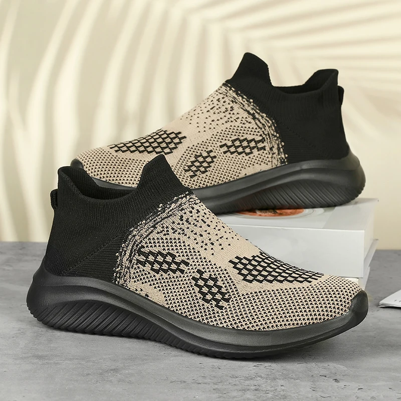 

Men Sport Shoes Slip-On Flying Woven Breathable Upper Running Sneaker Lightweight Cold-Sticky Jogging Shoe Plus Size Zapatillas