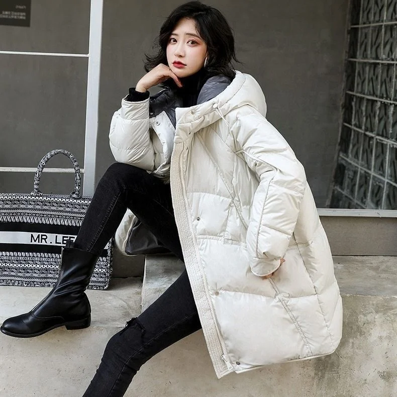 

Женский пуховик средней длины, свободный плотный пуховик с капюшоном в Корейском стиле, модное пальто для сестры, новинка 2023