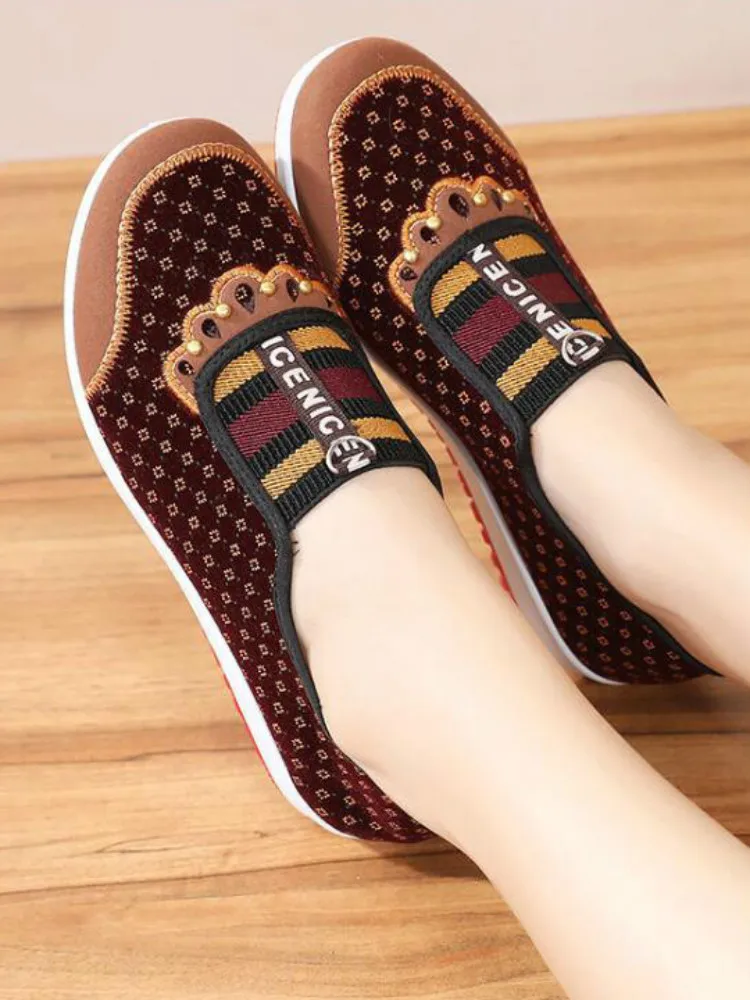 2022 New Style Cloth Shoes Women's Soft Bottom Non-Slip Middle-aged Leisure Cloth  Flat Bottom Mom Shoes Female Shoes