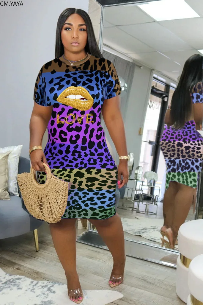 Женское облегающее платье миди CM.YAYA с леопардовым принтом губ и коротким рукавом