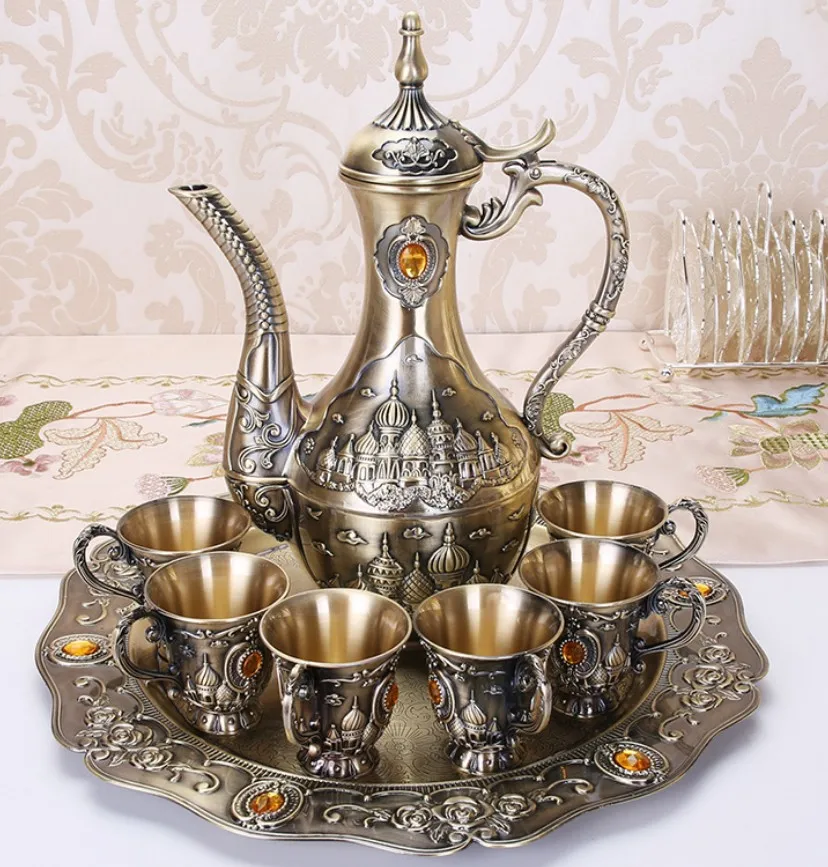 

Фляга для виски, флакон со спиртом, 1 Флагон + 6 чашек + 1 лоток