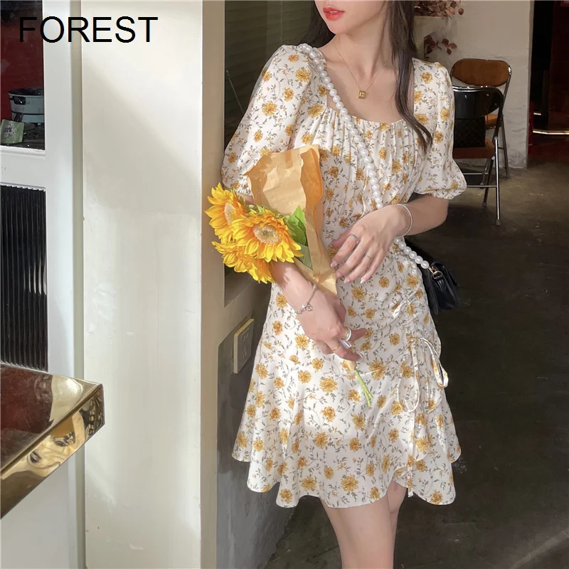 

Short Skirt Gentle Wind Spring And Summer 2022 New Korean Chic Sweet Square Neck Short Sleeve Floral Dress Women's Wear