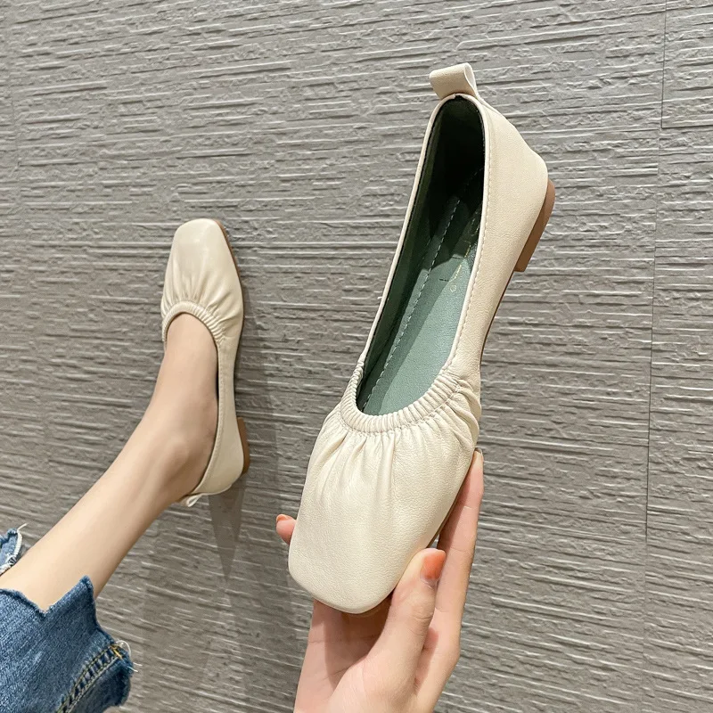 

2022 widened grandma shoes women's super soft flat bottom soft leather pregnant women Peas comfortable thin small leather shoes
