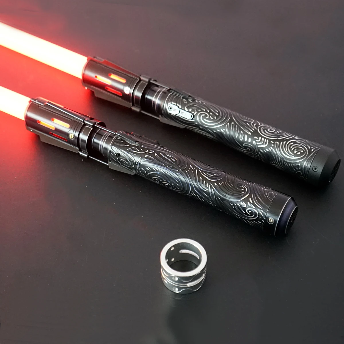 

engraved double bladed staff saber Installed with Proffie2.2 board Pixel blade Over 20 sets of sound effects SKYsaber