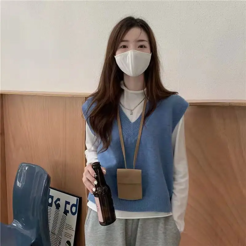 

Women Sweater Vest Solid V-neck Loose Knitted Sleeveless Sweaters Female Simple Elegant Office Ladies Chic Popular New T331