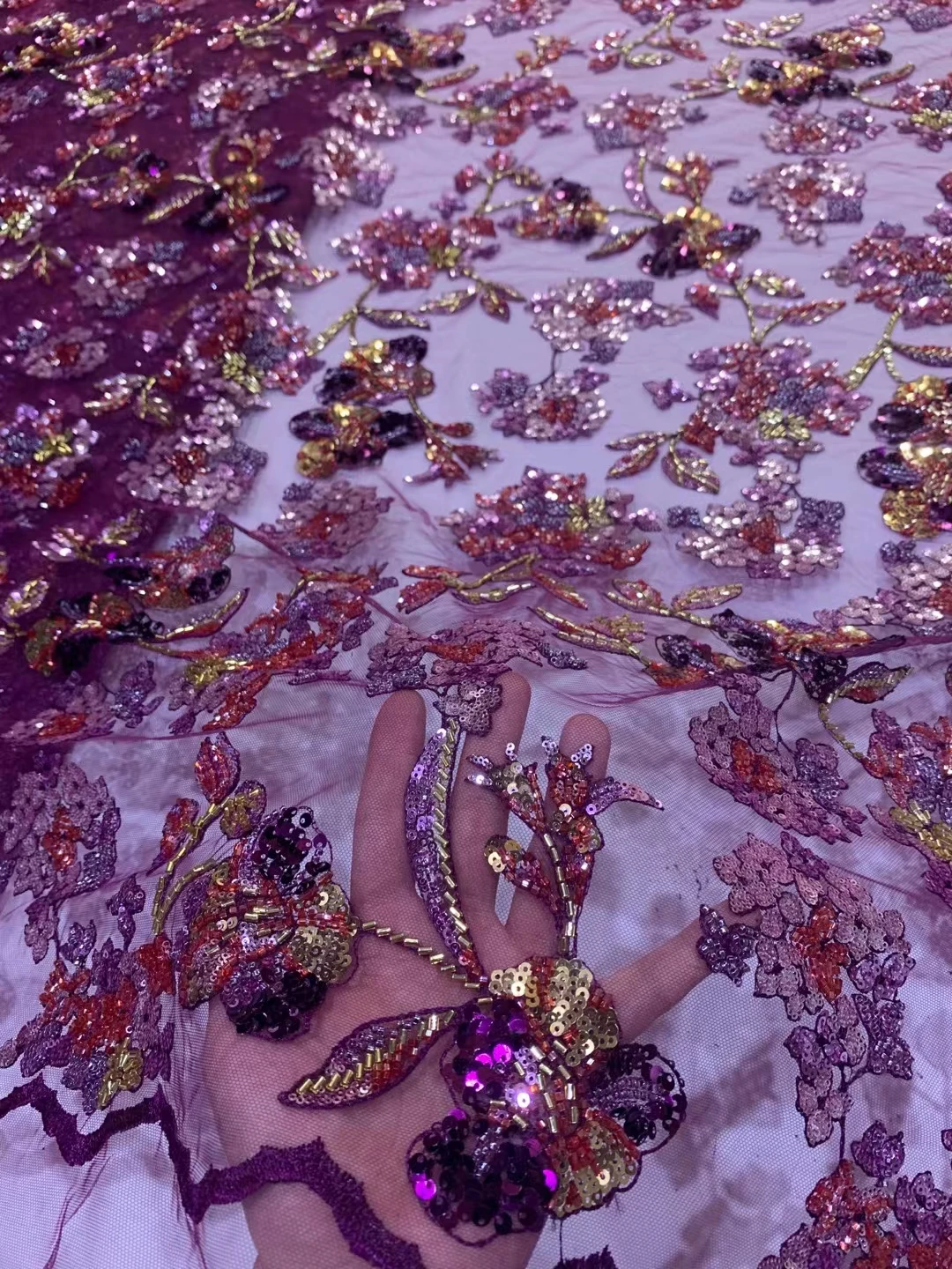 

Новейшее элегантное Тюлевое кружево высшего качества с множеством бусин из камней для свадебного платья невесты NN5778_R