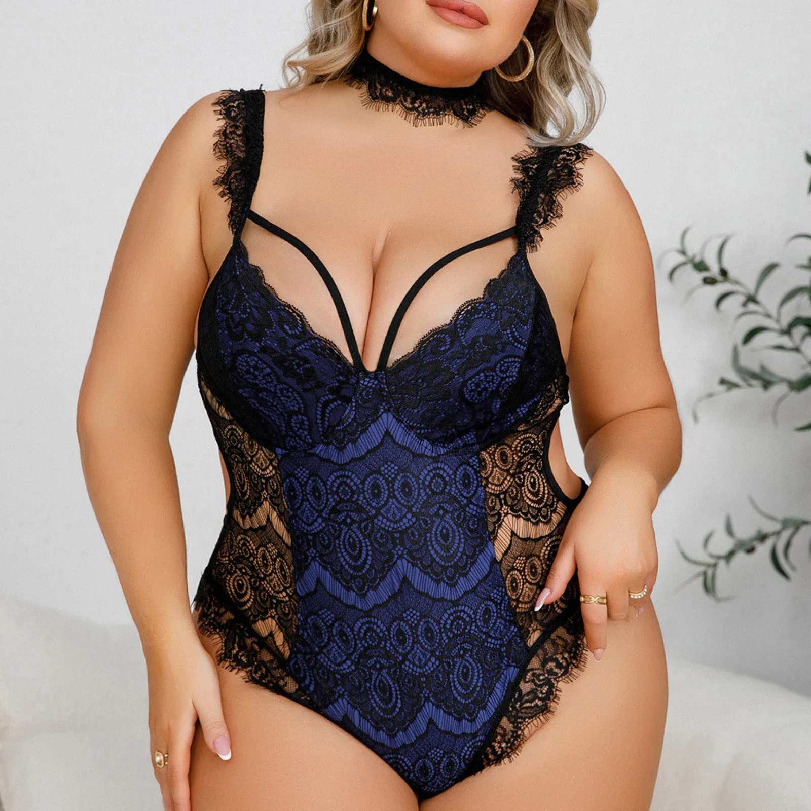

Women Lace Sexy Lingerie Sleepdress Plus Size Black Ladies Nightwear Sexy See Though Underwear Spaghetti Strap Chemise Sleepwear