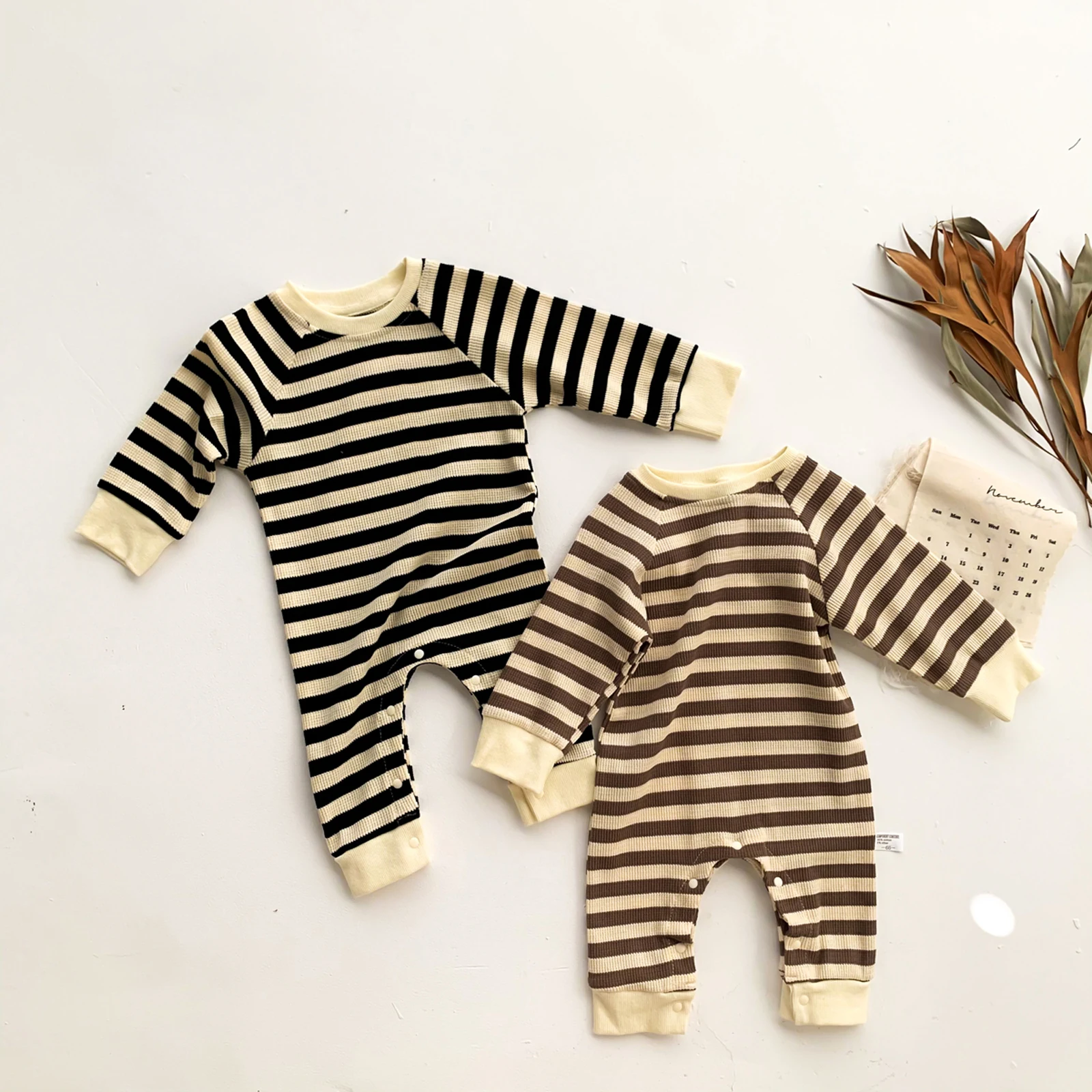 

Lioraitiin 0-12M Unisex Newborn Boy Girl Romper Stripe Print Ribbed Round Neck Jumpsuit Elastic Snap Button Crotch Bodysuit