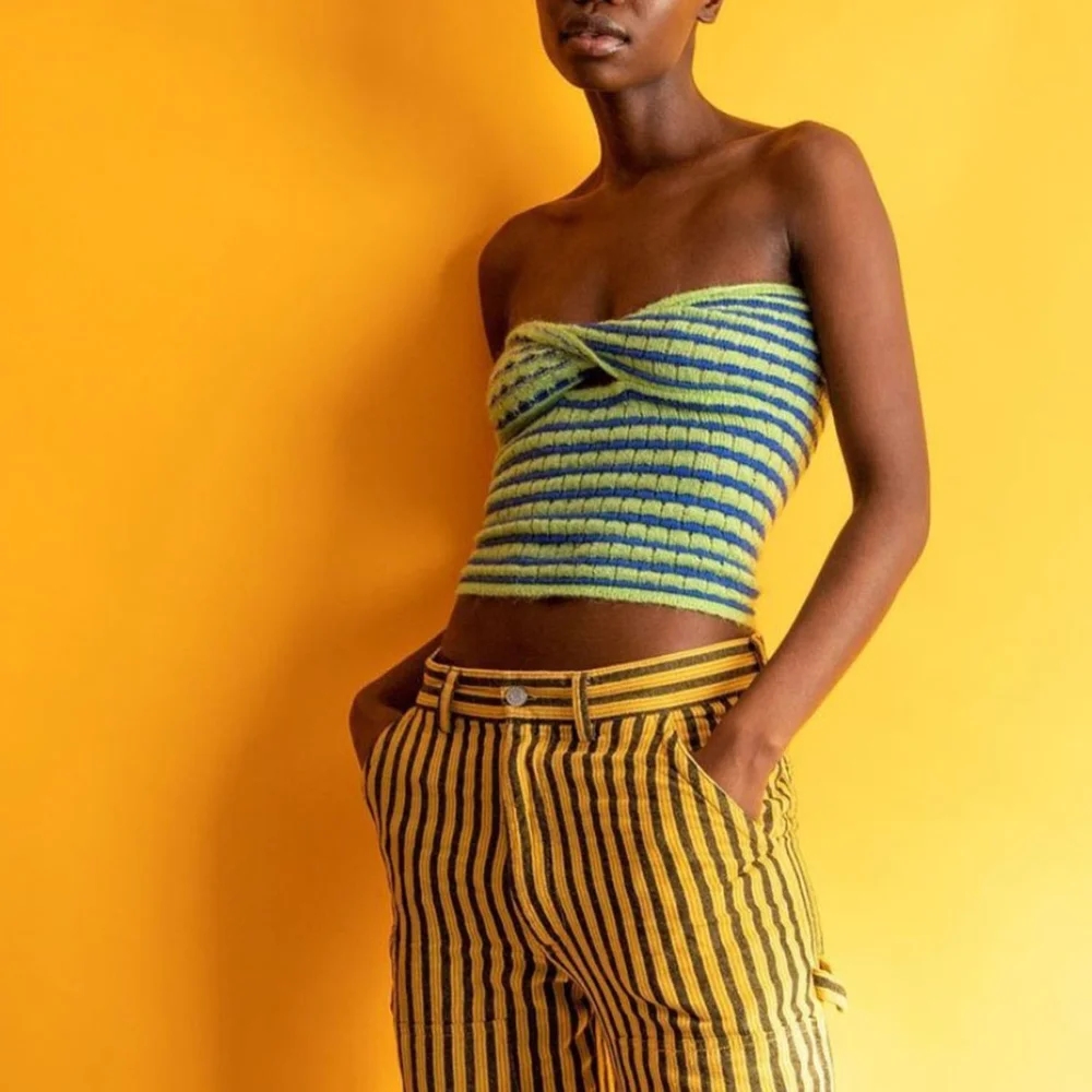 

Новинка, вязаные свитера Meqeiss, сексуальные укороченные топы без бретелек с вырезами для женщин, модные укороченные топы в полоску с открытой спиной, уличная одежда